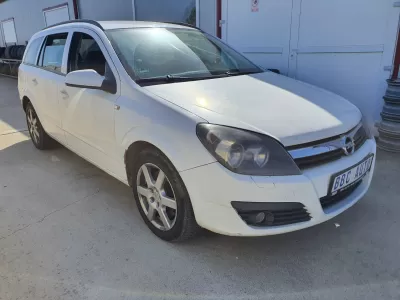 Bara fata opel astra h