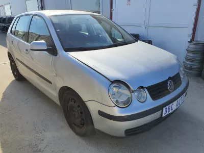 Aripa vw polo 9n d.