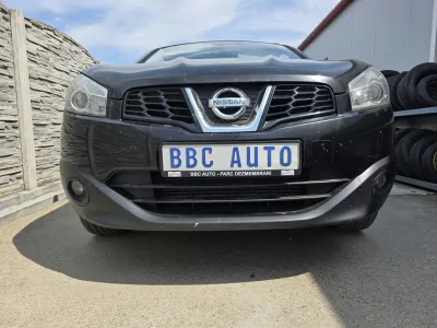 Bara fata nissan qashqai j10 facelift
