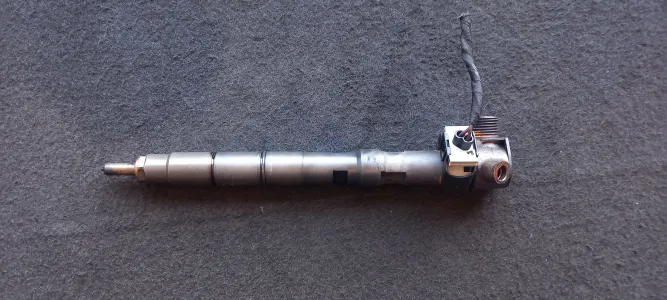 Injector 1.2 d cfw vw polo 6r