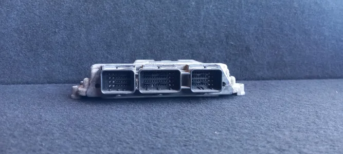Ecu 1.6 d ford focus 2  5m51-12a650-lb