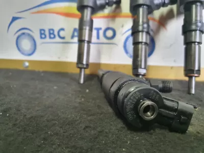Injector 1.4 d peugeot 206  0445110075
