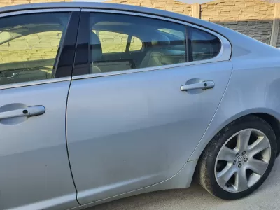 Geam usa jaguar xf s.sp