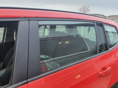 Geam usa opel zafira c s.sp