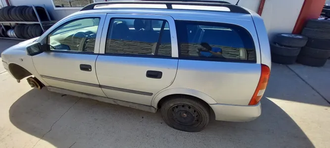 Opel astra g 1.6b