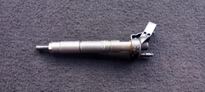 Injector 3.0 d mercedes ml w164 