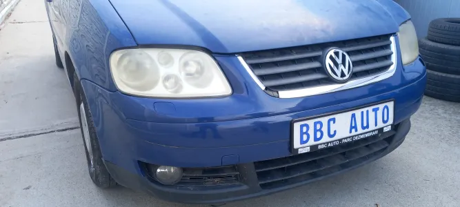 Far vw touran d.