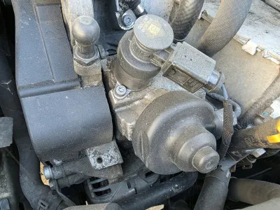 Pompa injectie 2.0 ckf skoda octavia 3