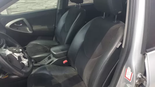 Toyota rav 4 2.2 d