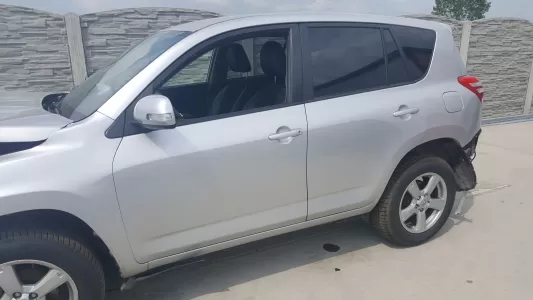 Toyota rav 4 2.2 d