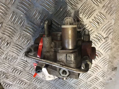 Pompa injectie 2.2 d toyota rav 4 e5 *10