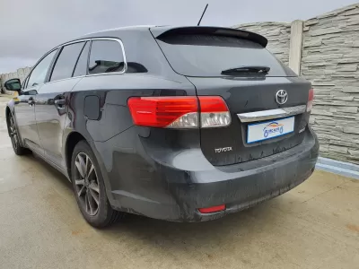Toyota avensis 2.0 d
