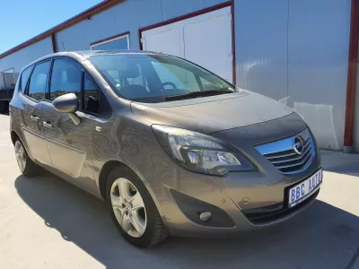 Opel meriva b 1.7 d