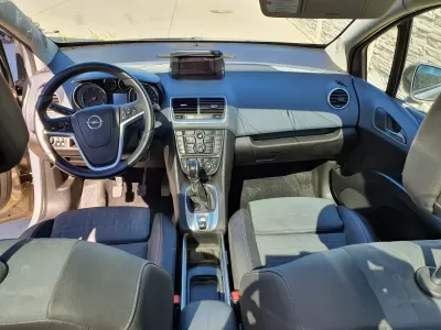 Opel meriva b 1.7 d