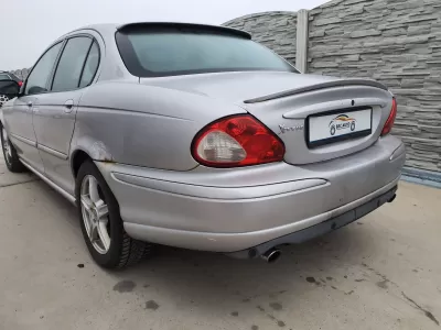 Jaguar x-type 2.5 b