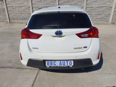 Toyota auris 1.8 vvt-i 2zr hybrid