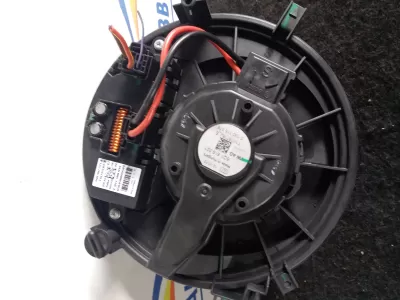 Motoras habitaclu vw golf 7 climatronic 5q1819021