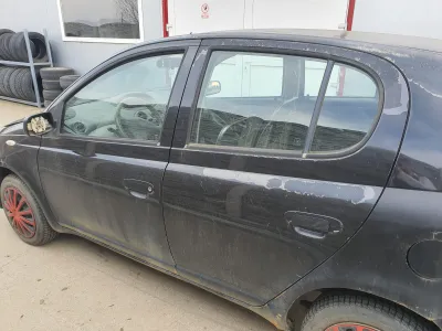 Usa toyota yaris 1 s.sp