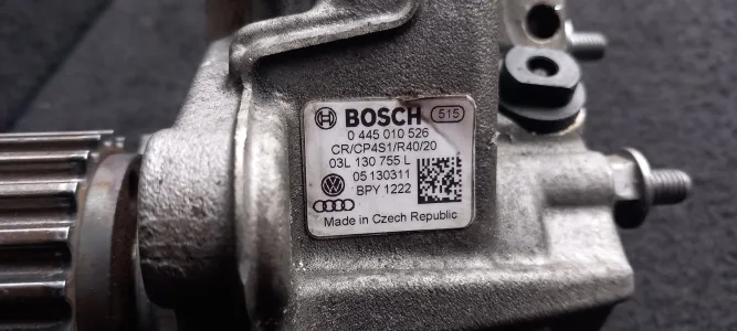 Pompa injectie 2.0 cffb vw passat b7 03l130755l