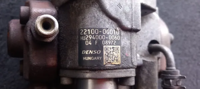 Pompa injectie 2.0 d toyota avensis *12