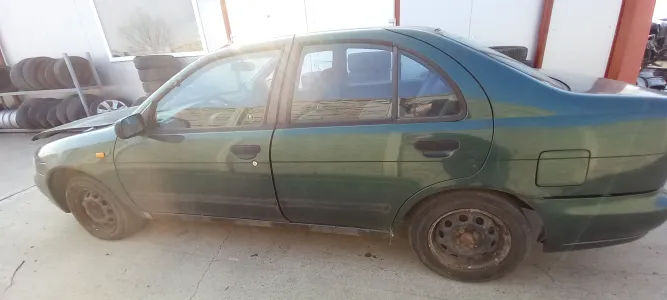 Nissan almera 1.4b
