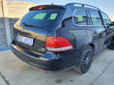 Bara spate vw golf 5 combi cu senzori