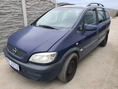 Far opel zafira a s.
