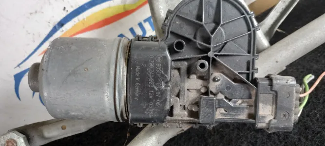 Ansamblu stergatoare cu motoras peugeot 206