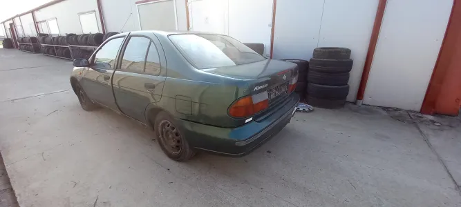 Nissan almera 1.4b
