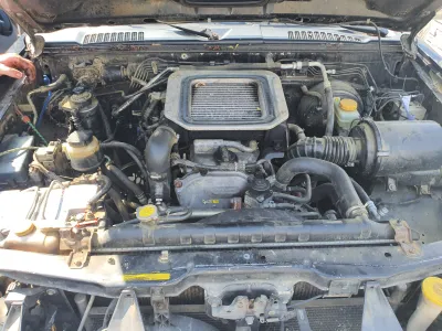 Cutie viteze manuala 2.5 d nissan navara d22