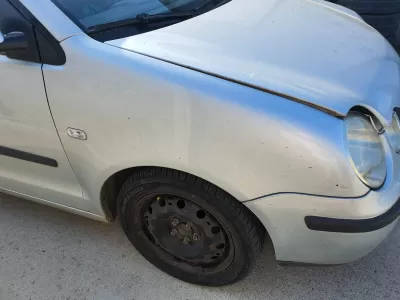 Aripa vw polo 9n d.