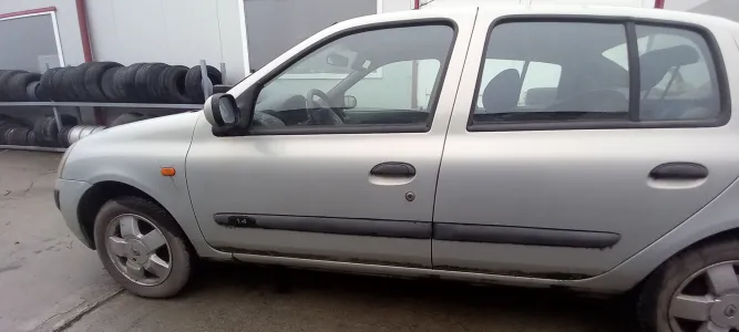 Renault clio 2 1.4b