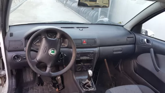 Plansa bord skoda octavia 1 